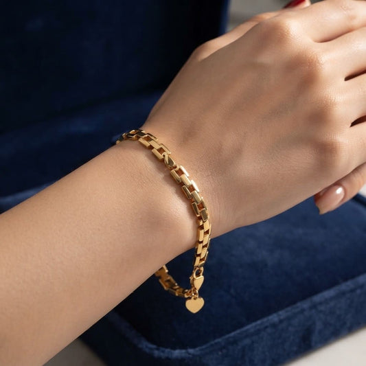 Artificial Gold Brick Link Bracelet سوار سلسلة طوب ذهبية صناعية