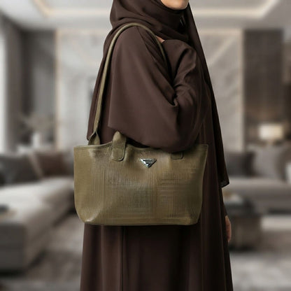 Ribbed Texture Tote Handbag حقيبة يد كبيرة بنسيج مضلع